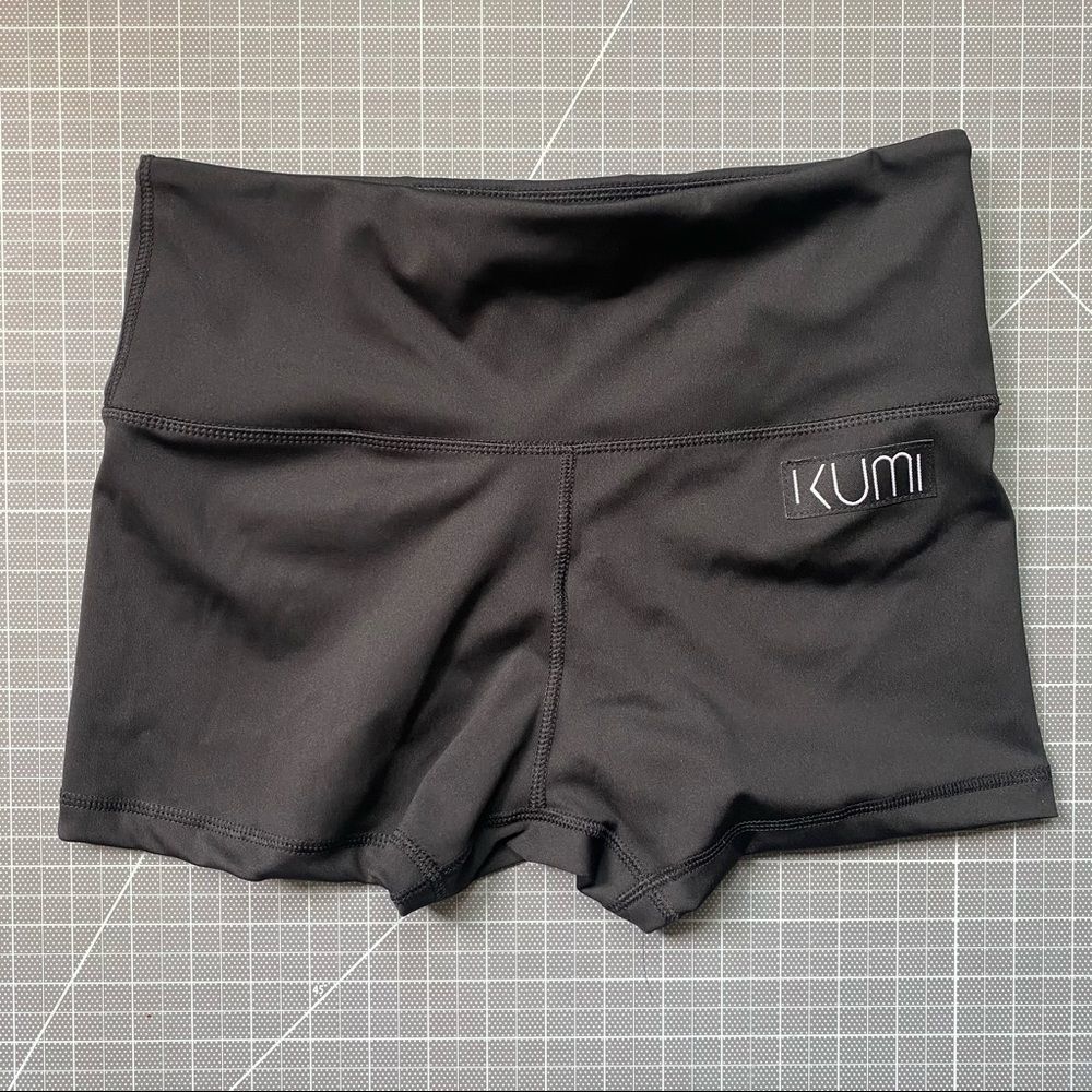 Kumi Black Workout Shorts Large